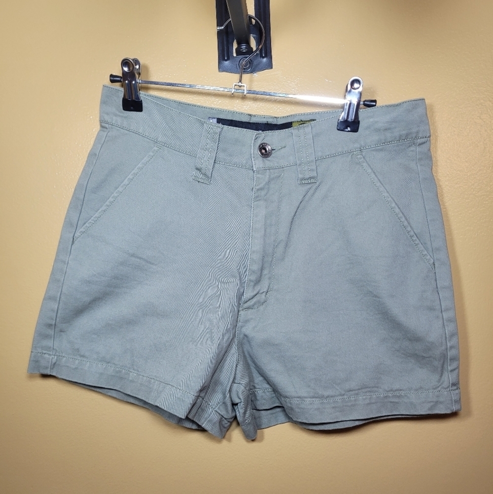 Levi’s 90s Y2K Silver Tab 100% Cotton Khakis Shorts sz 7